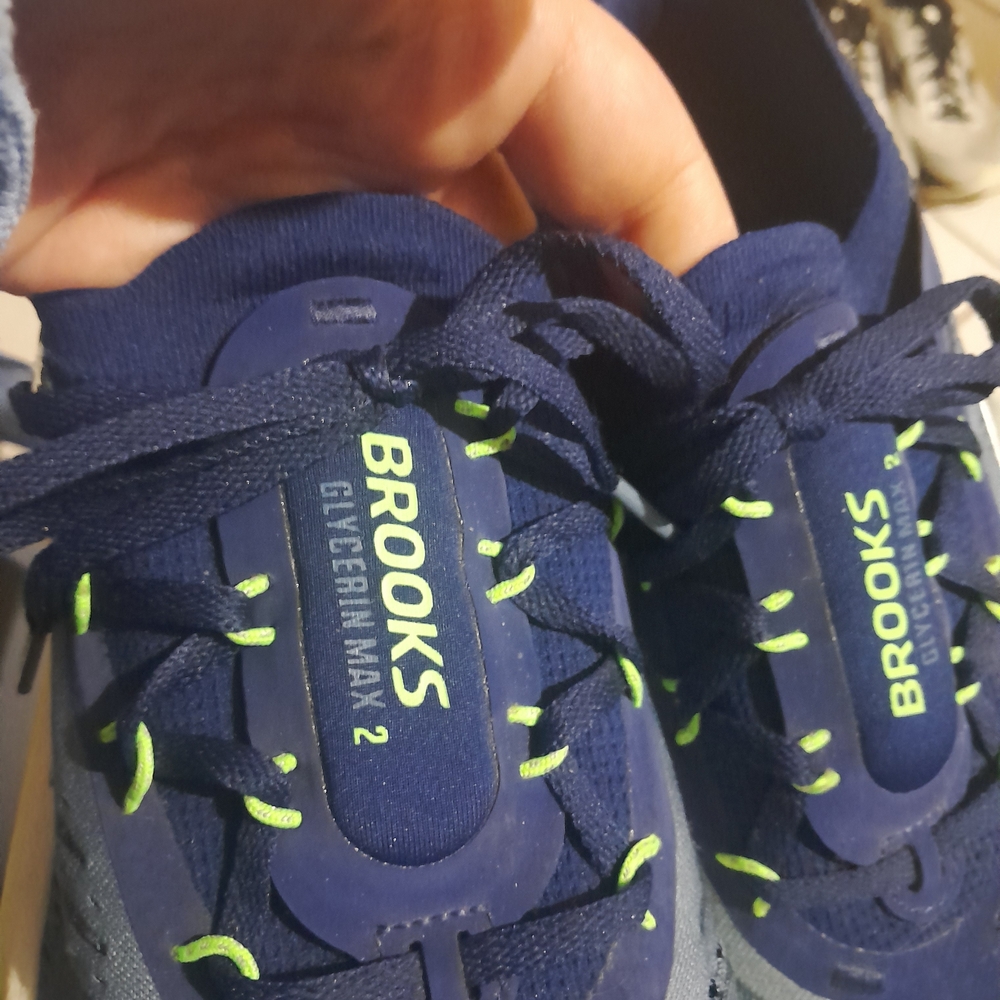Brooks  Shoes - Navy and Lime Size 9 In Mens
